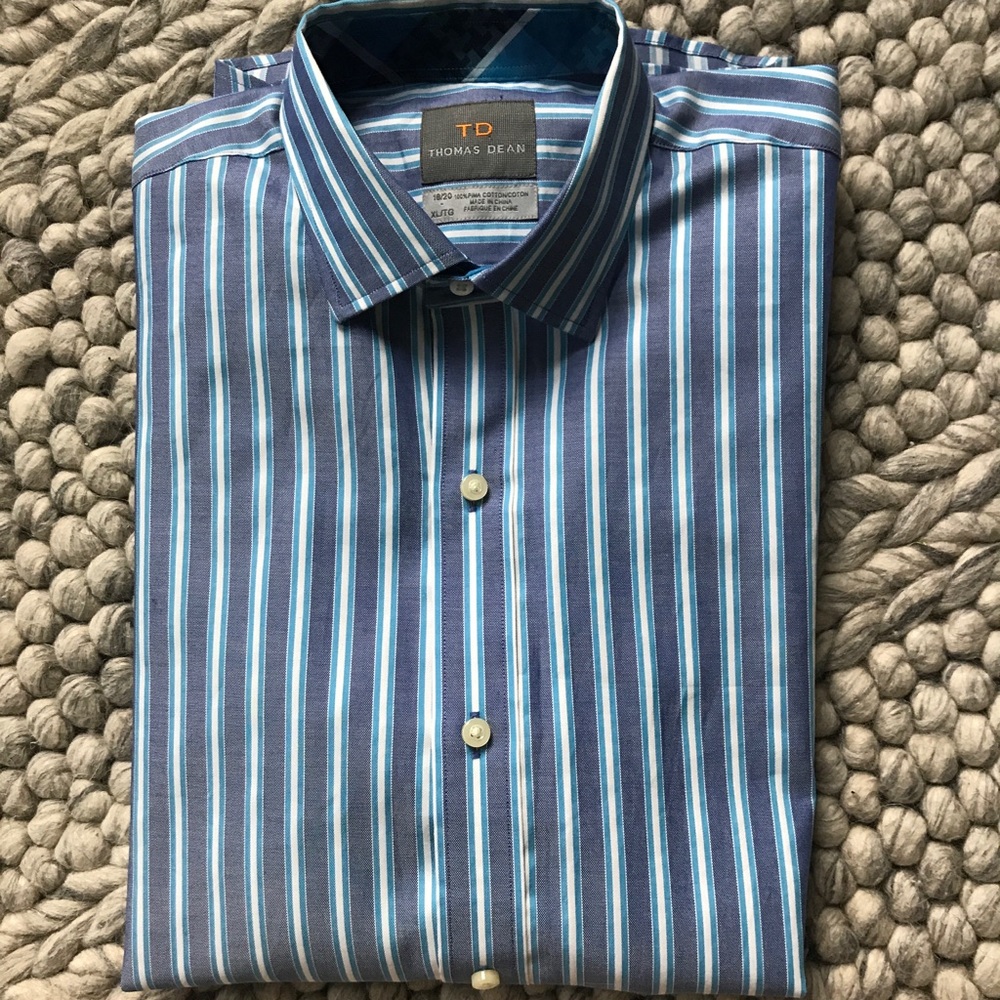 Thomas Dean beautiful dress shirt